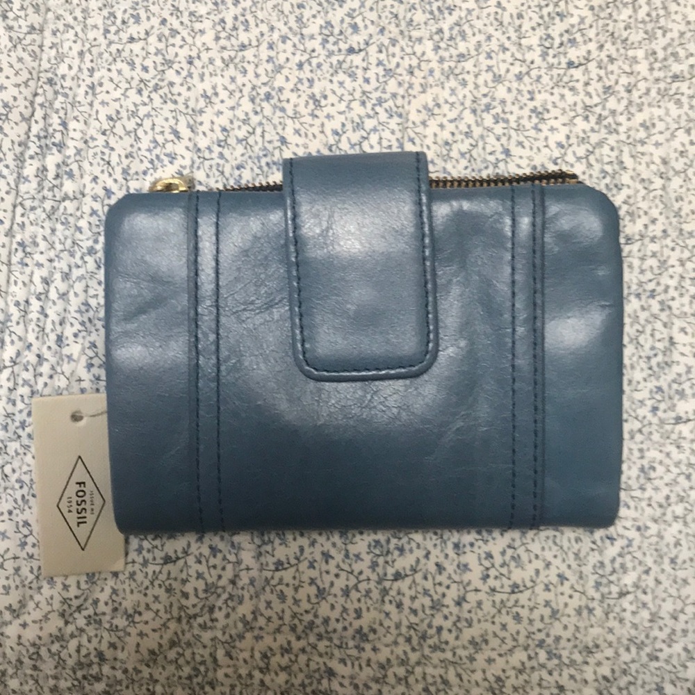 Fossil NWT leather trifold wallet